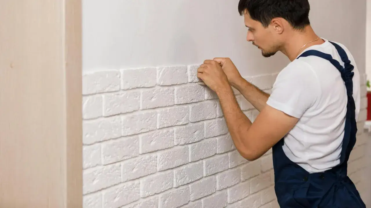 Zdjęcie Jak skutecznie wyczyścić kamień dekoracyjny na ścianie bez uszkodzeń