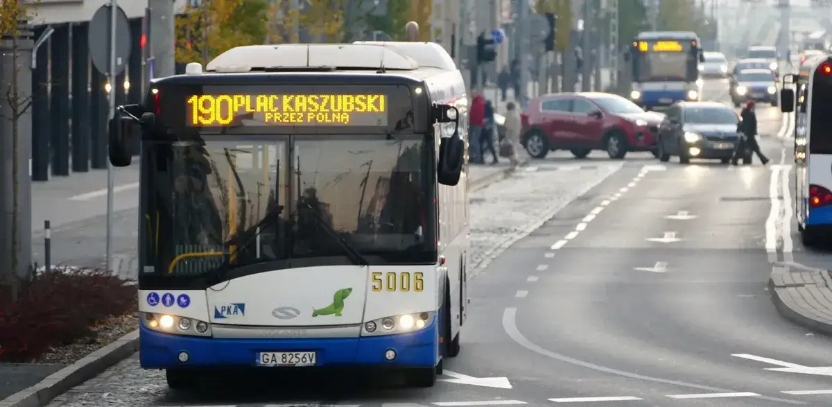 Zdjęcie Ile zarabia kierowca ZKM Gdynia? Zaskakujące fakty o wynagrodzeniu