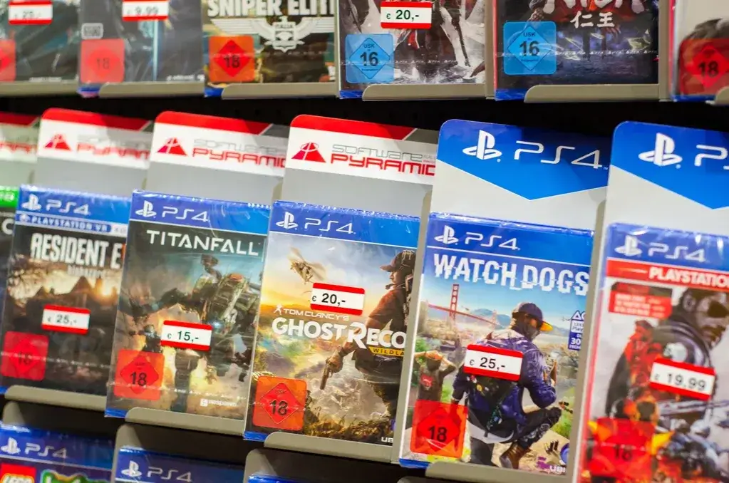 Zdjęcie Gdzie tanio kupić gry na PS4 i uniknąć przepłacania?