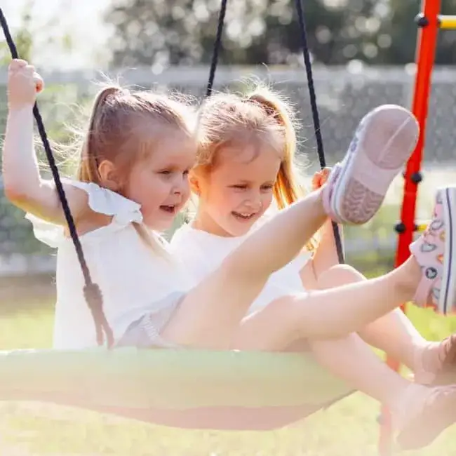 Zdjęcie Jak zrobić plac zabaw w ogrodzie - bezpieczne i kreatywne pomysły