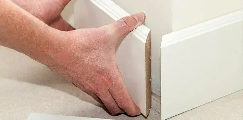 Zdjęcie Jak ciąć listwy przypodłogowe MDF bez uszkodzeń i z precyzją