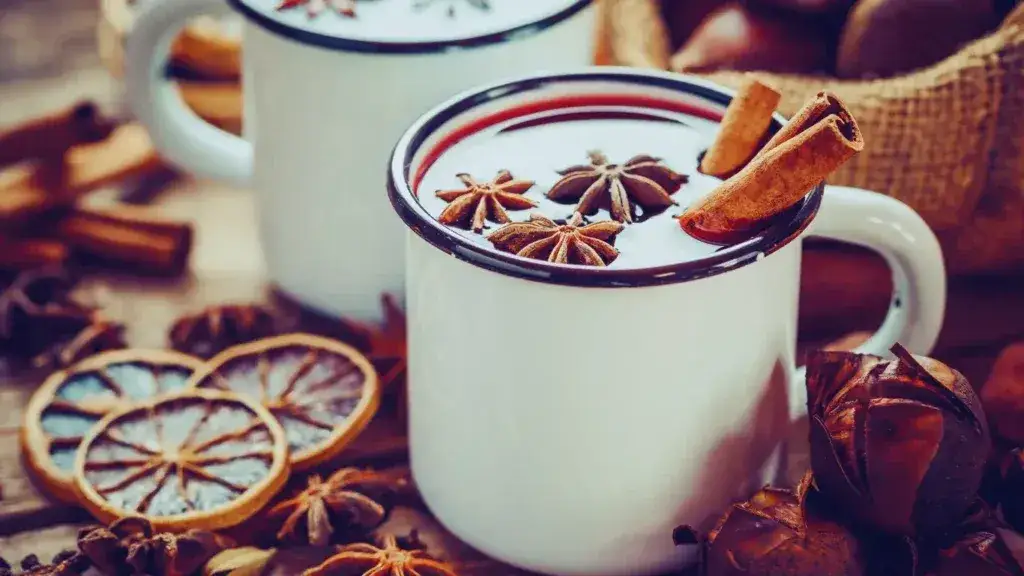 Zdjęcie Jak zrobić przyprawę do grzańca - łatwy przepis na idealny smak