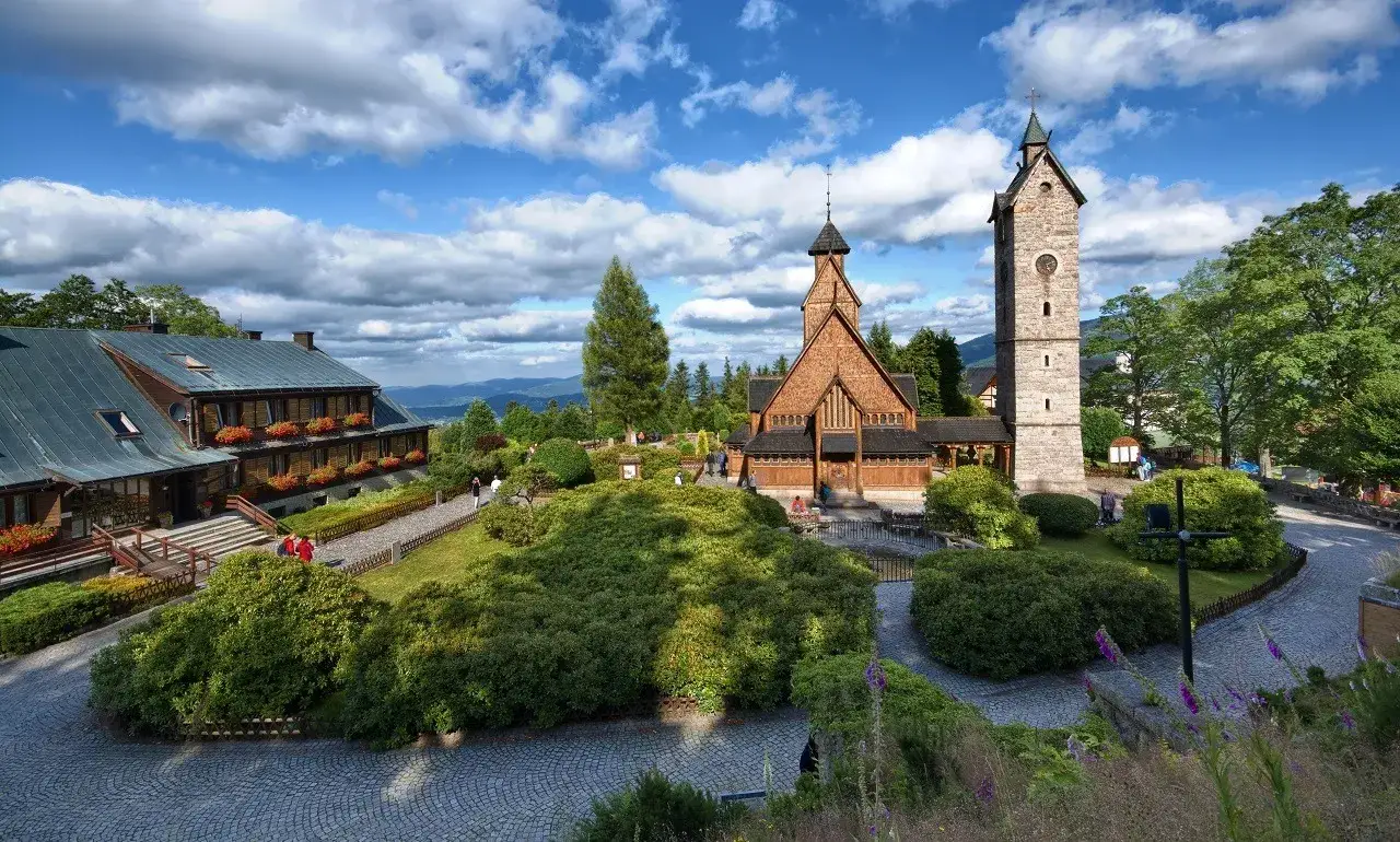 Zdjęcie Atrakcje Karpacz: Odkryj ukryte skarby i najlepsze miejsca do odwiedzenia