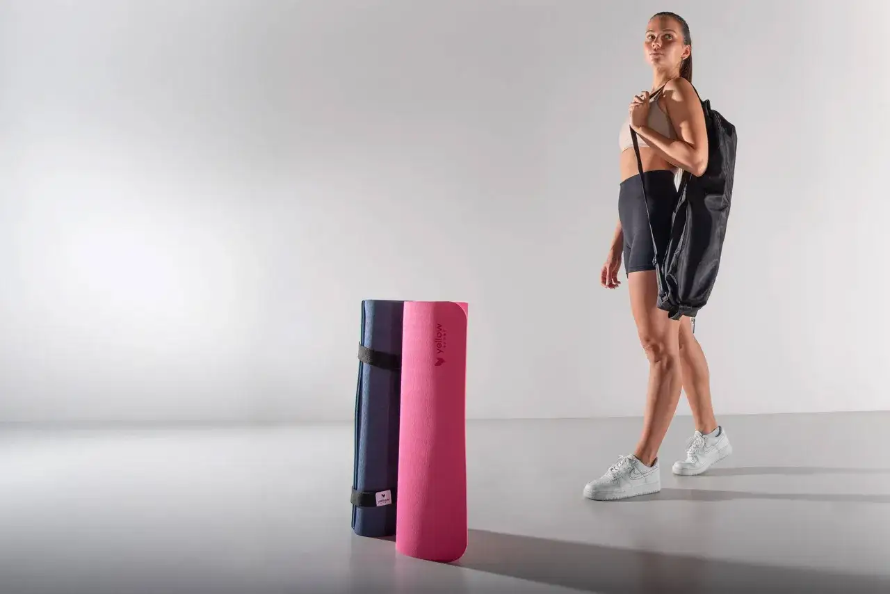 Zdjęcie Jaką grubość maty do jogi wybrać, aby uniknąć bólu i kontuzji?