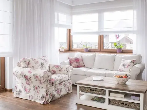 Zdjęcie Co na okna w salonie? Najlepsze dekoracje, które zachwycą każdego