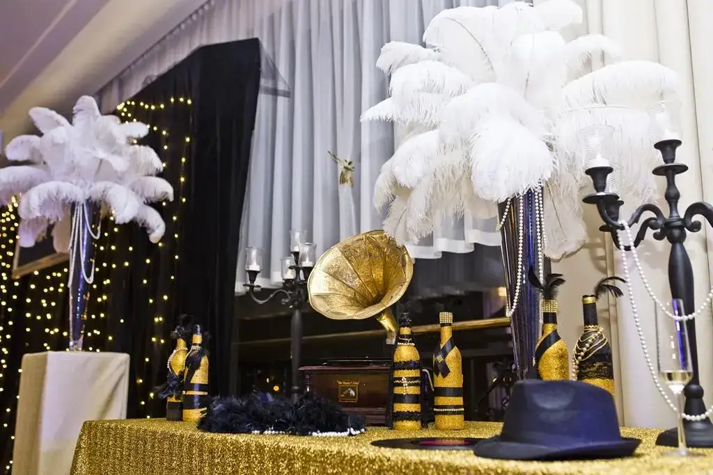 Zdjęcie Impreza w stylu lat 20 dekoracje, które oczarują Twoich gości