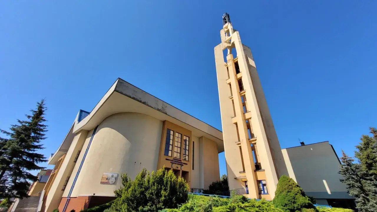 Zdjęcie Sanktuarium Jaworzno: Historia, godziny otwarcia i znaczenie miejsca
