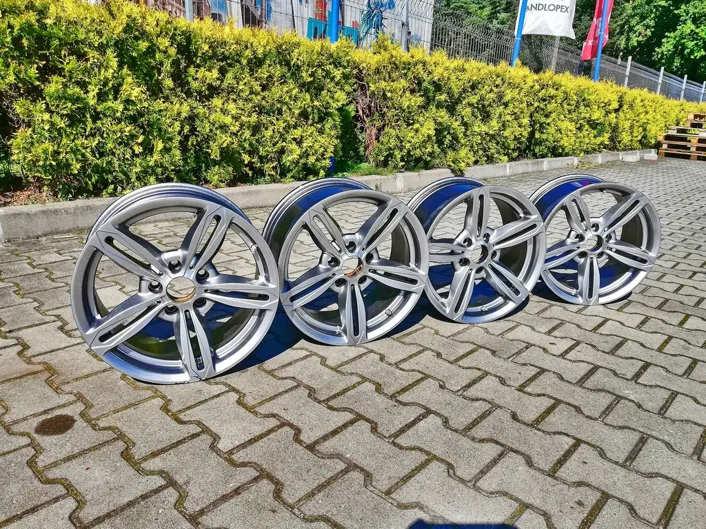 Zdjęcie Jakie felgi do BMW Seria 1 wybrać, aby uniknąć kosztownych błędów