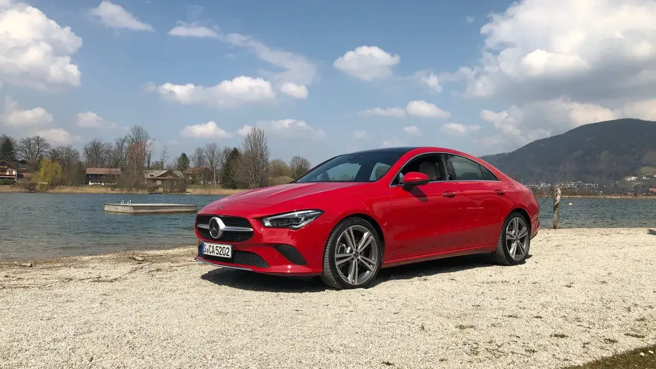 Zdjęcie Mercedes CLA 250 4Matic – czy to najlepszy wybór w klasie luksusowych sedanów?