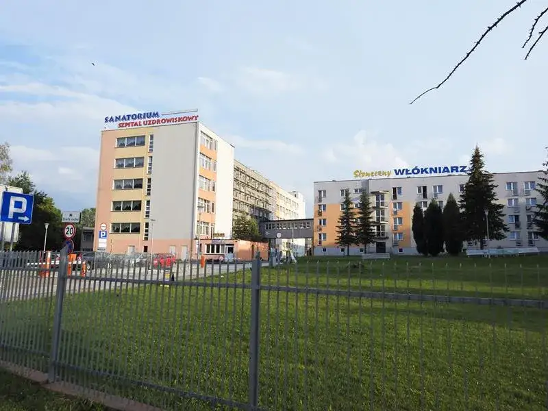 Zdjęcie Parking w sanatorium Włókniarz Busko-Zdrój - co musisz wiedzieć?