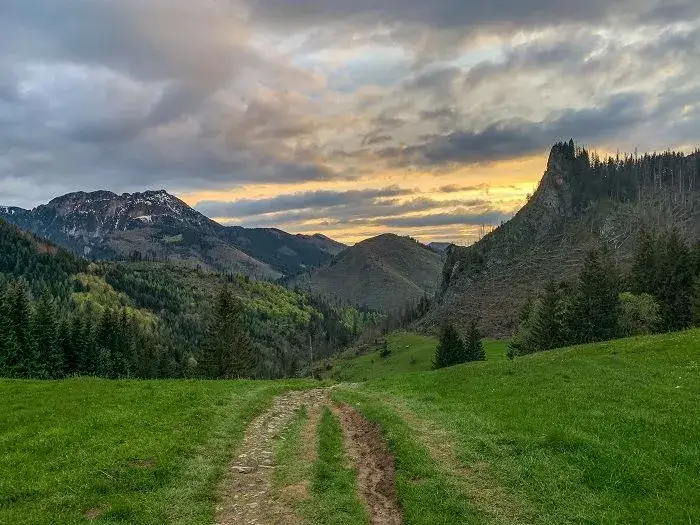 Zdjęcie Tatry jakie to góry – poznaj ich niezwykłe piękno i tajemnice