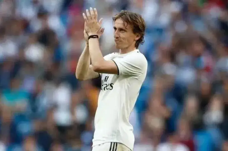 Zdjęcie Luka Modric wiek - Jak jego wiek wpływa na karierę piłkarską?