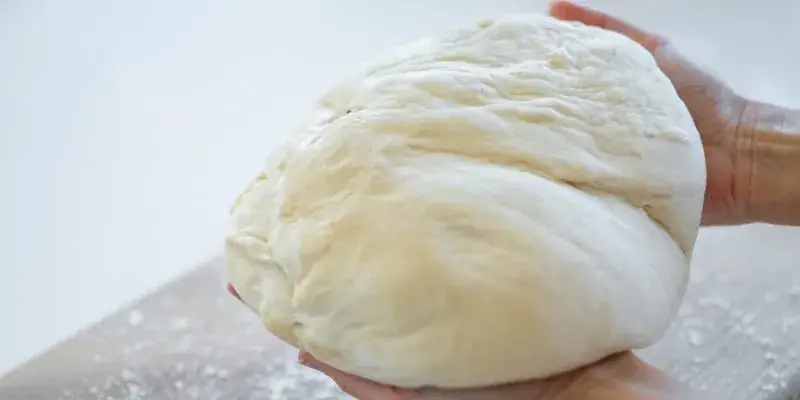 Zdjęcie Czy ciasto na pizzę można trzymać w lodówce? Oto co musisz wiedzieć