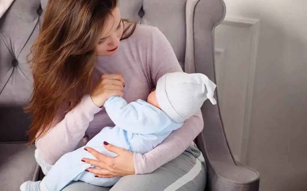 Zdjęcie Objawy anemii podczas karmienia piersią: jak je rozpoznać i leczyć