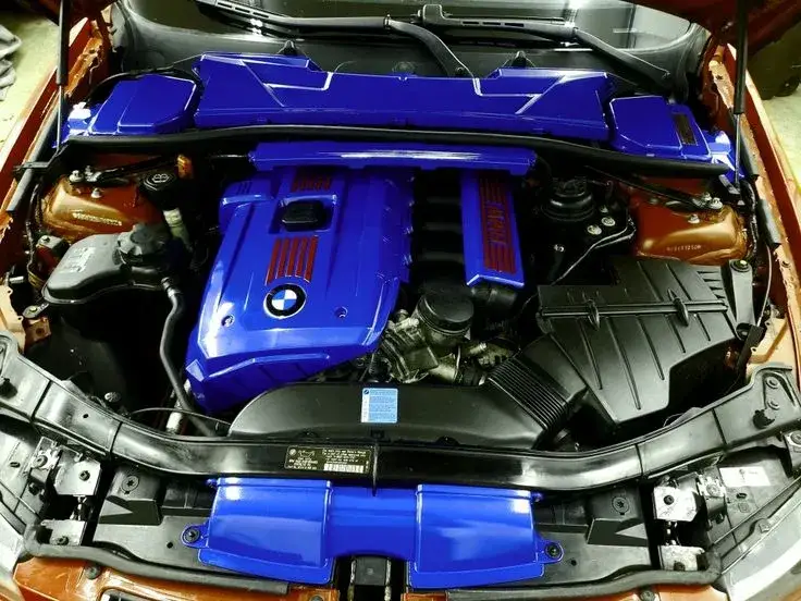 Zdjęcie Jak sprawdzić temperaturę silnika BMW E90 i uniknąć poważnych problemów