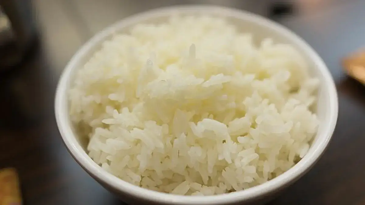 Zdjęcie Jak ugotować ryż na patelni - proste triki na idealny smak