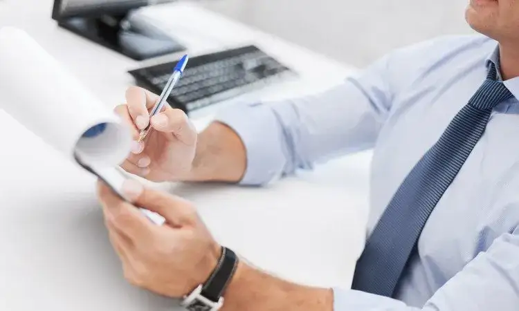 Zdjęcie Czy bank sprawdza zatrudnienie? Co musisz wiedzieć przed kredytem