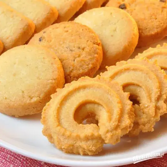 Zdjęcie Jak zrobić idealne ciastka maślane – prosty przepis i wskazówki dla początkujących