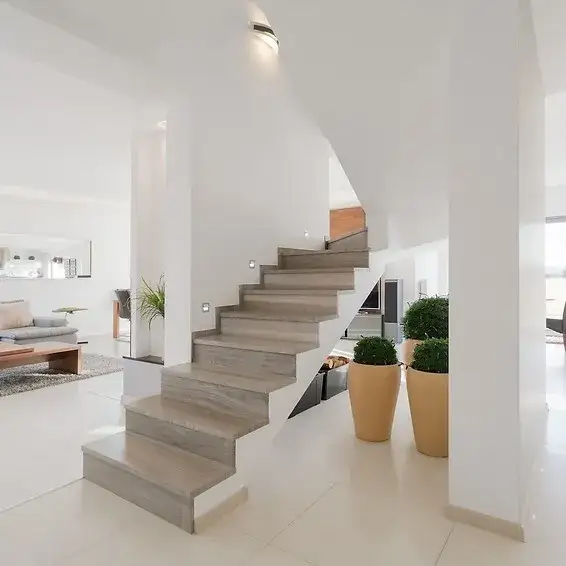 Zdjęcie Jak położyć płytki na schodach wewnętrznych bez błędów i stresu