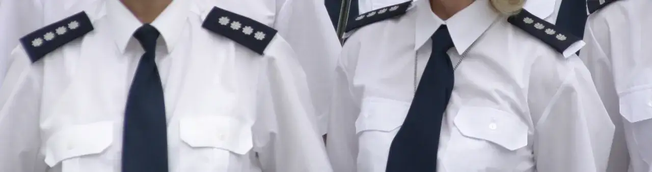 Zdjęcie Stopnie w policji co ile lat? Szczegółowe terminy awansów 2025-2025
