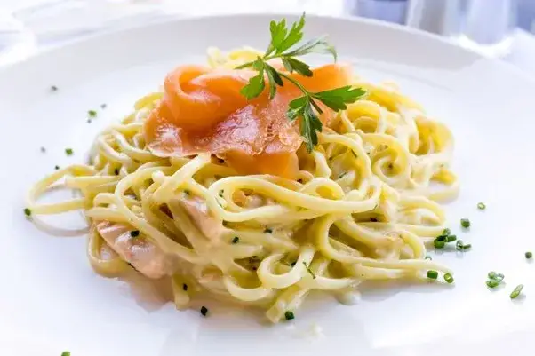 Zdjęcie P&acirc;tes au saumon fum&eacute; : La recette facile, rapide et nos astuces !