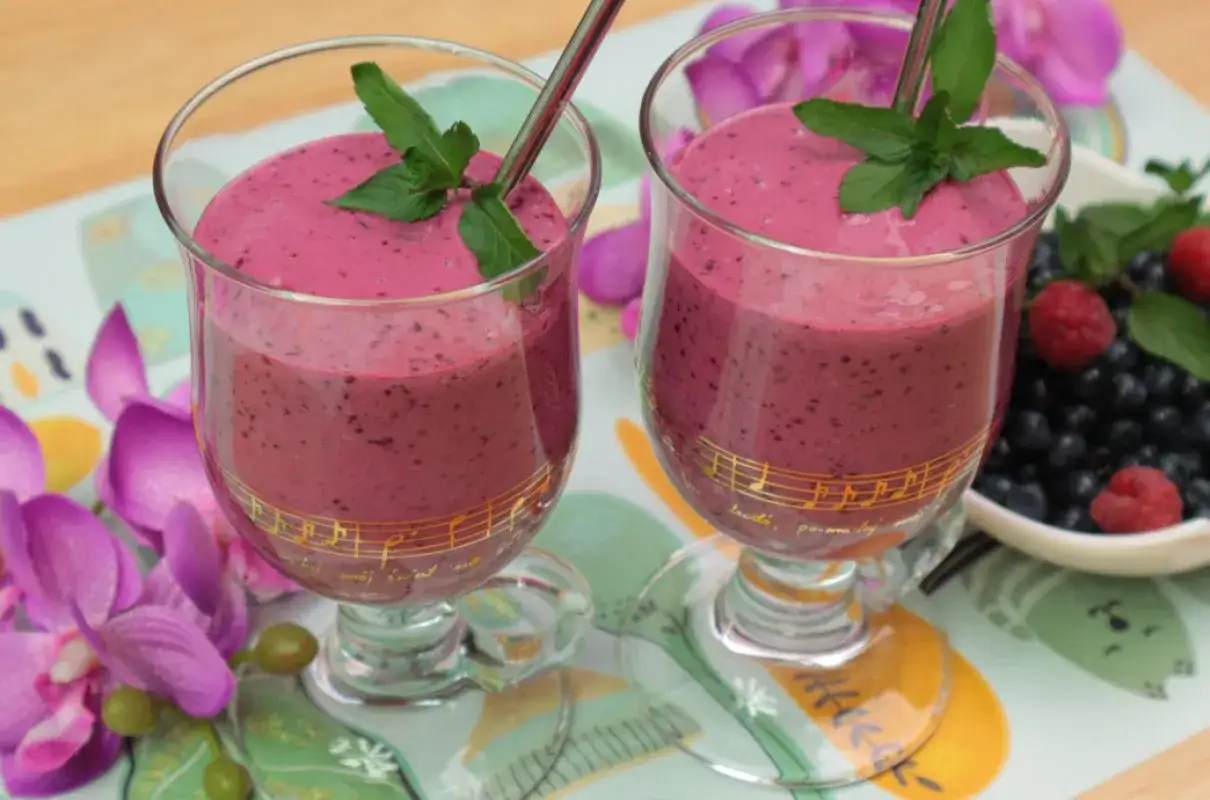 Zdjęcie Pyszny koktajl z twarogiem: szybkie przepisy na zdrowe napoje