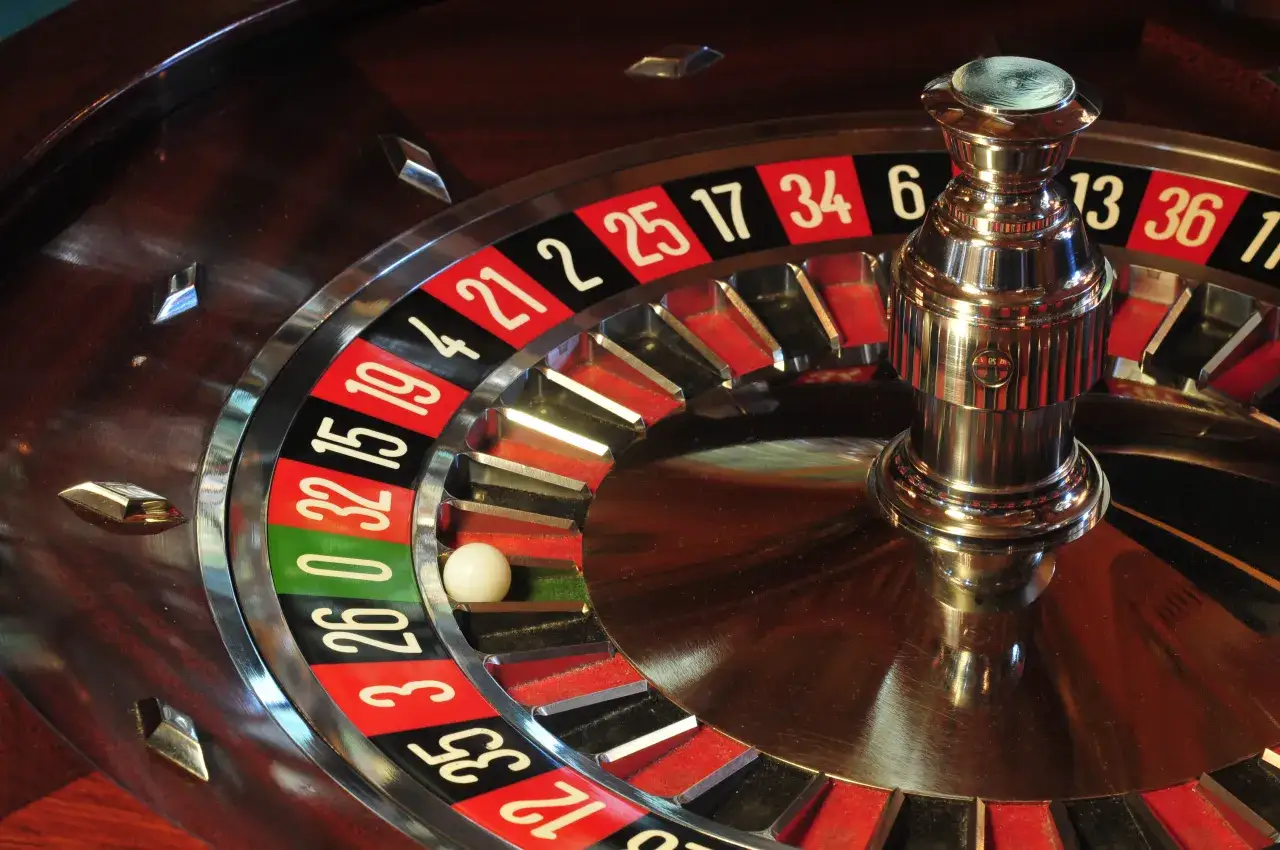 Zdjęcie Cómo funciona la ruleta: aprende las reglas y evita perder dinero