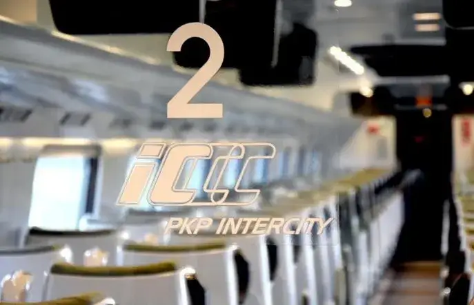 Zdjęcie Taniej z bliskimi PKP - zrozum, jak zaoszczędzić na biletach