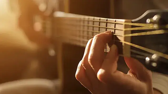 Zdjęcie Jakie struny do gitary klasycznej dla początkujących – unikaj błędów