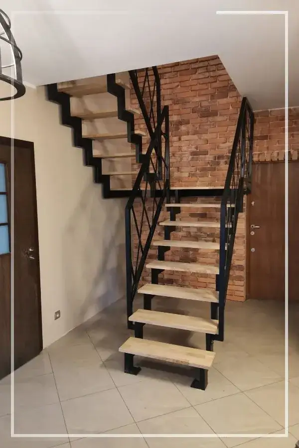 Zdjęcie Z jakiego profilu zrobić schody? Wybierz najlepszy materiał dla siebie