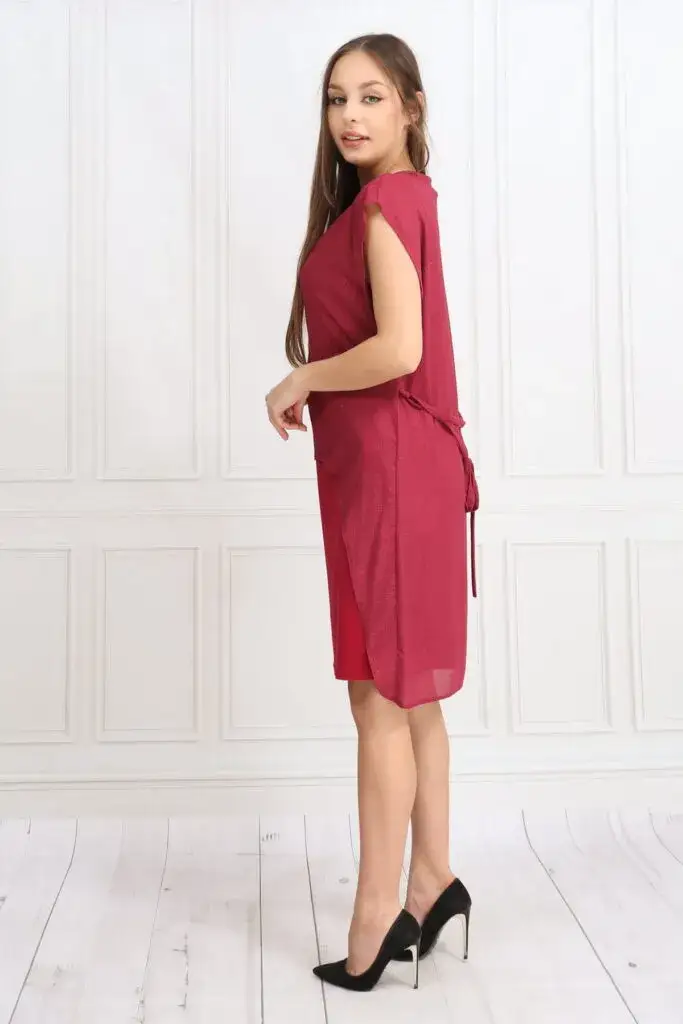 Zdjęcie Jaką sukienkę na poprawiny dla gościa wybrać, by zachwycić?