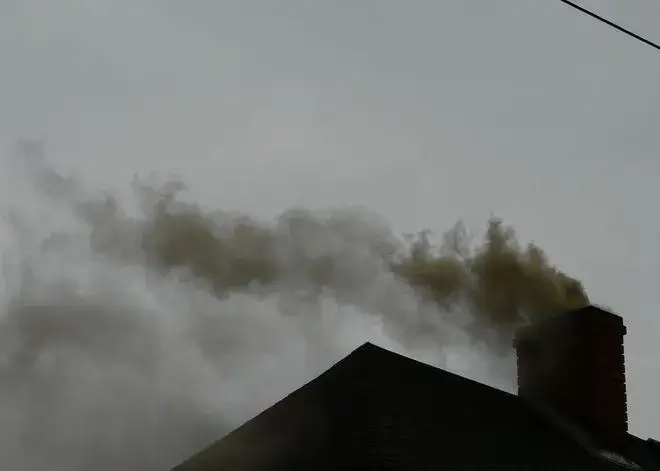 Zdjęcie Kto zarabia na smogu? Zaskakujące zyski z zanieczyszczenia powietrza