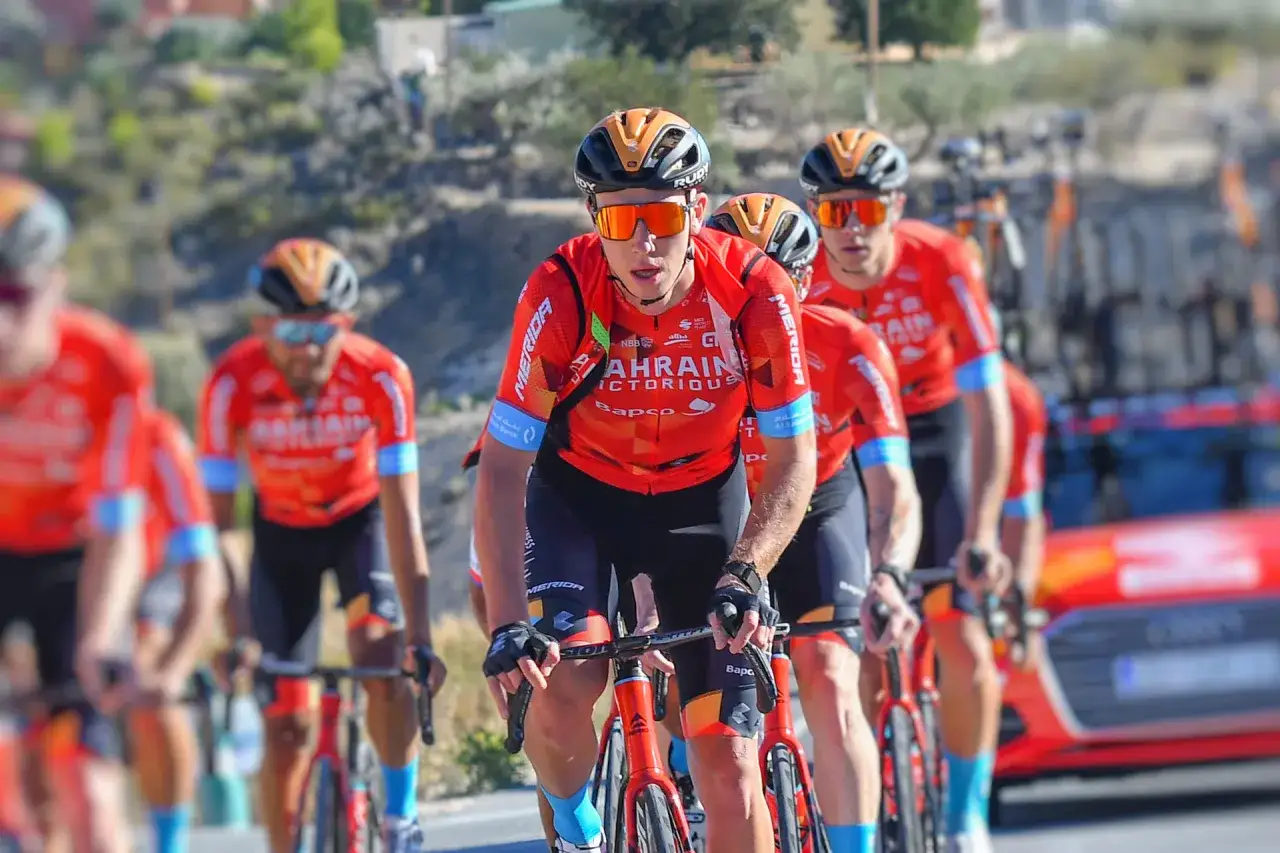 Zdjęcie Filip Maciejuk kolarz: jego niesamowite osiągnięcia i zmiany drużynowe