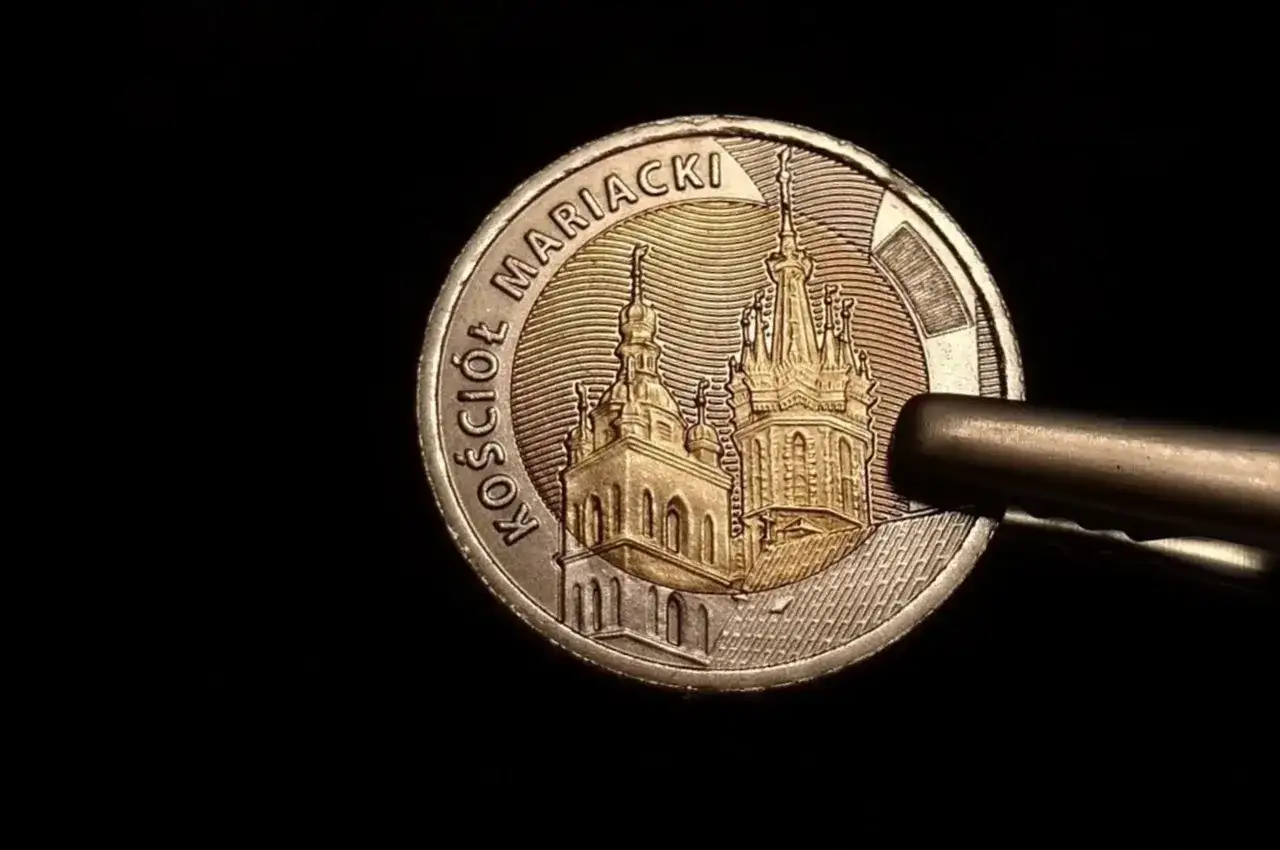 Zdjęcie Czy można zapłacić 5 zł kościół mariacki? Sprawdź, zanim użyjesz!