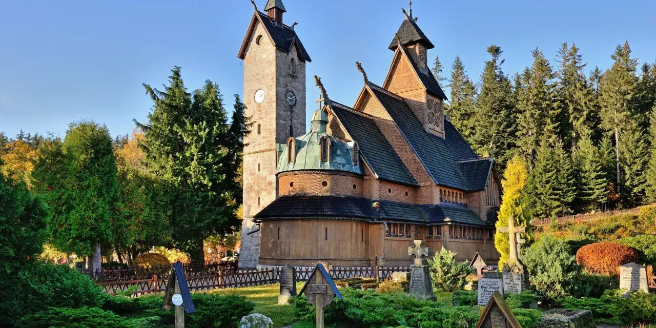 Zdjęcie Najlepsze atrakcje blisko Karpacza, które musisz zobaczyć na weekend