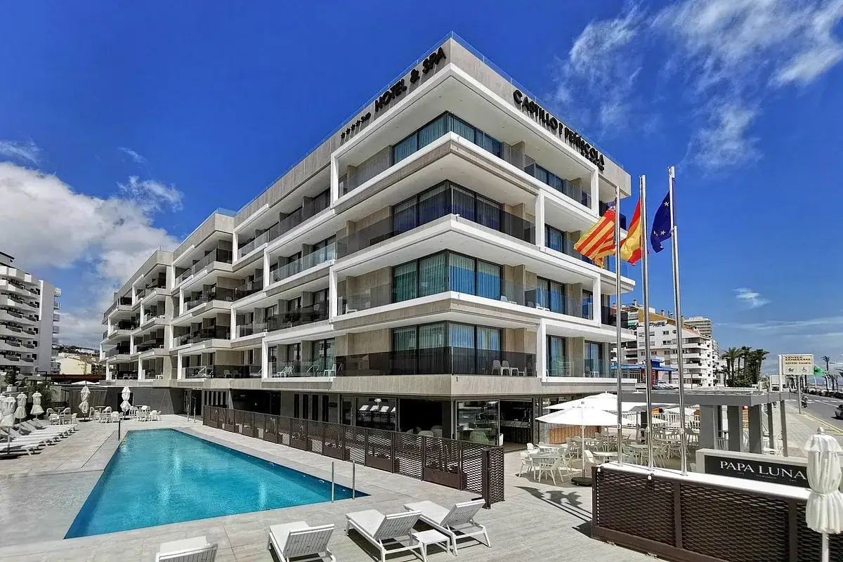 Zdjęcie Pe&ntilde;&iacute;scola: &iquest;D&oacute;nde dormir? Elige tu hotel perfecto para cada plan