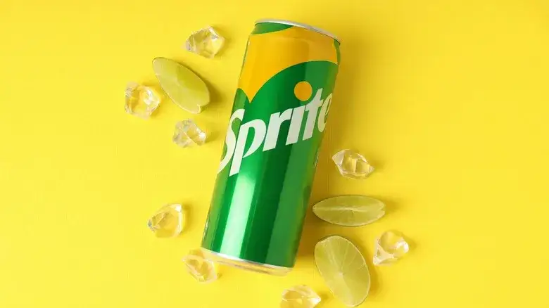 Zdjęcie Orzeźwiające drinki ze sprite, które zaskoczą Twoje podniebienie