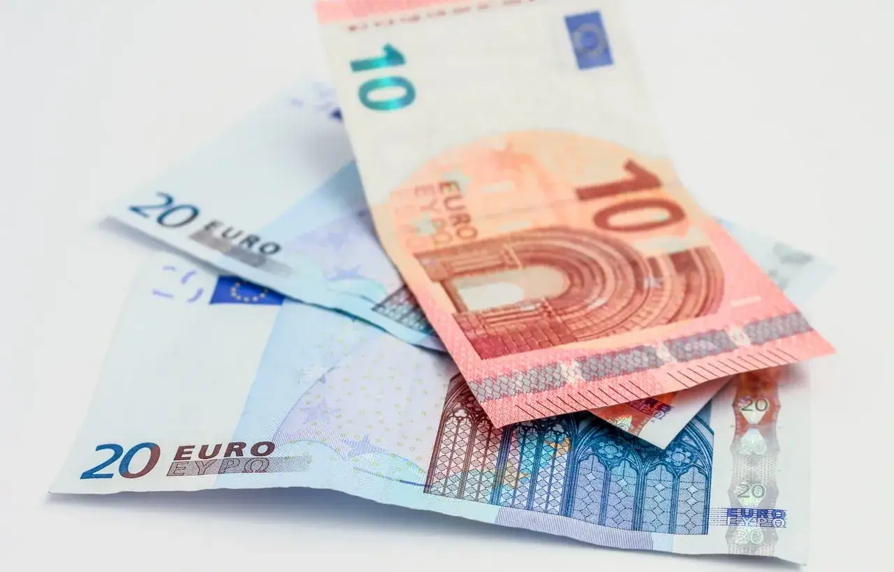 Zdjęcie Jaką walutę używają w Holandii: wszystko co musisz wiedzieć o euro