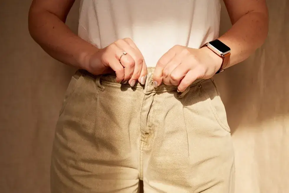 Zdjęcie Skuteczne ćwiczenia na brzuch po 40, które pomogą schudnąć szybko