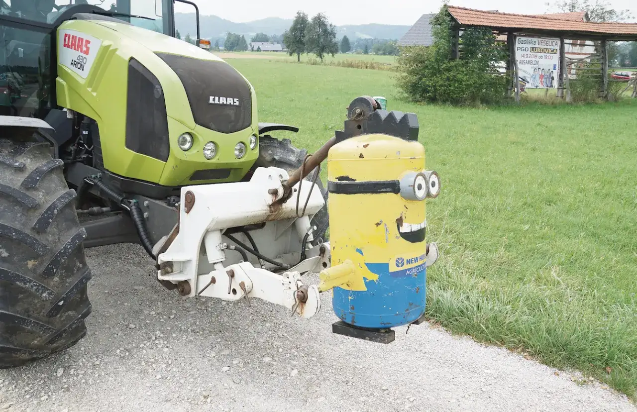 Zdjęcie Z czego zrobić obciążnik do ciągnika, aby zaoszczędzić na kosztach?