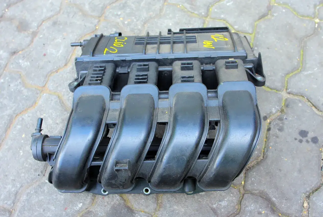 Zdjęcie Nieszczelny kolektor ssący – objawy, które mogą zrujnować silnik diesel