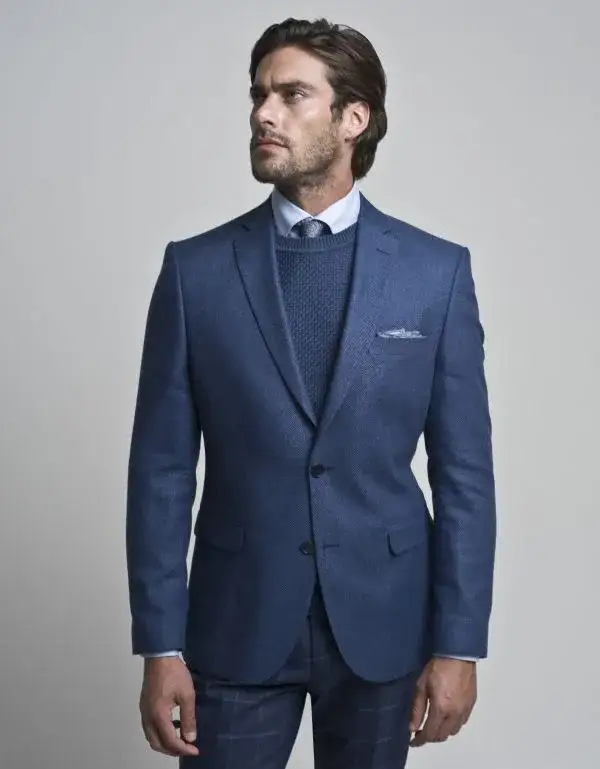 Zdjęcie Jak się ubrać na Wigilię mężczyzna? Eleganckie i modne stylizacje na Święta