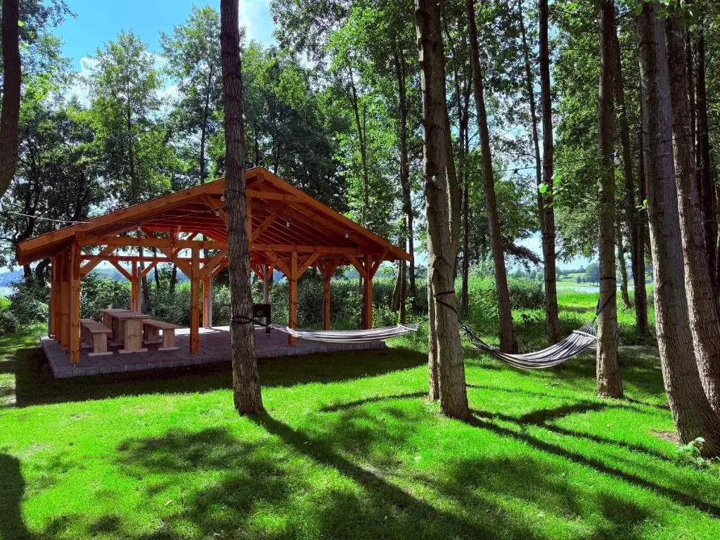 Zdjęcie Domki nad jeziorem Lubie – idealne miejsce na rodzinny wypoczynek