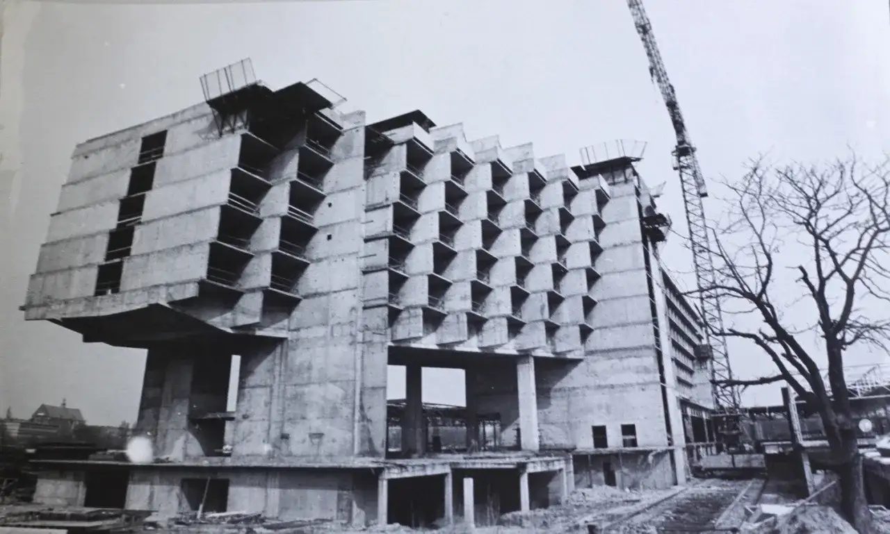 Zdjęcie Hotel Forum w Krakowie - Dlaczego został zamknięty i co dalej?
