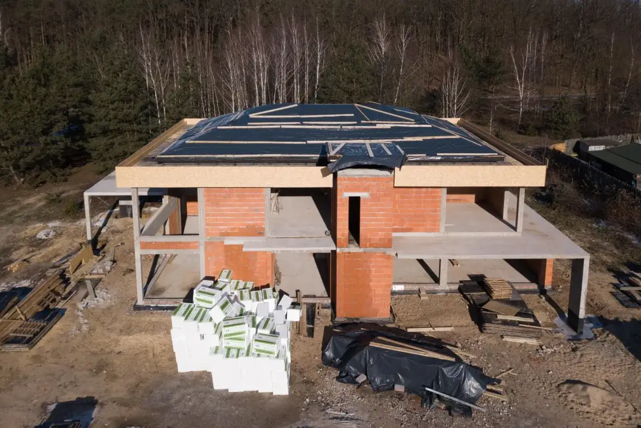 Zdjęcie Ile kosztuje wybudowanie willi? Poznaj ukryte wydatki i oszczędności