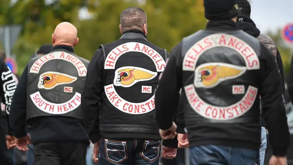 Zdjęcie Klub motocyklowy MC - co to znaczy i jakie ma znaczenie w kulturze?