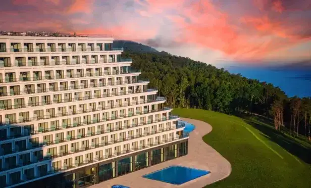 Zdjęcie Ile pokoi ma hotel Gołębiewski w Pobierowie? Sprawdź szczegóły!