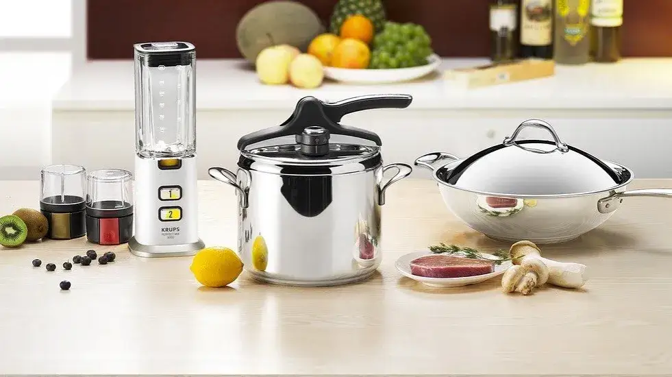 Zdjęcie Ile czasu gotować zupę w szybkowarze? Oto kluczowe informacje