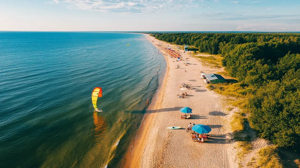 Zdjęcie Dlaczego pokochasz Karwię? Odkrywamy 5 atrakcji, które cię urzekną
