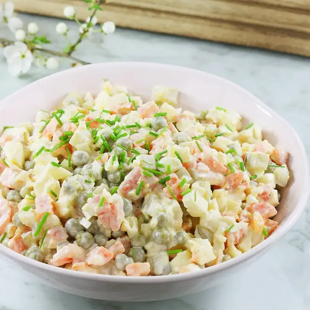 Zdjęcie Czy sałatka jarzynowa jest lekkostrawna? Odkryj jej właściwości!